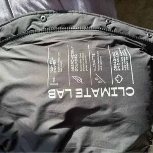 TNA Black Puffer Jacket - Picture 8 of 10